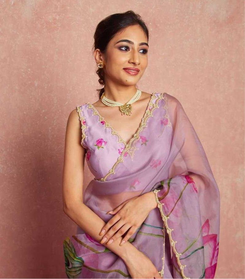 Soft Organza Saree With Beautiful Floral Print