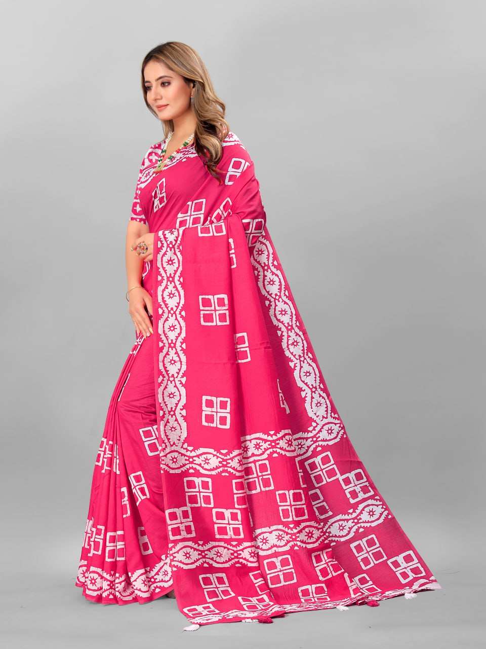 Stylish Hand Wax Batik Saree