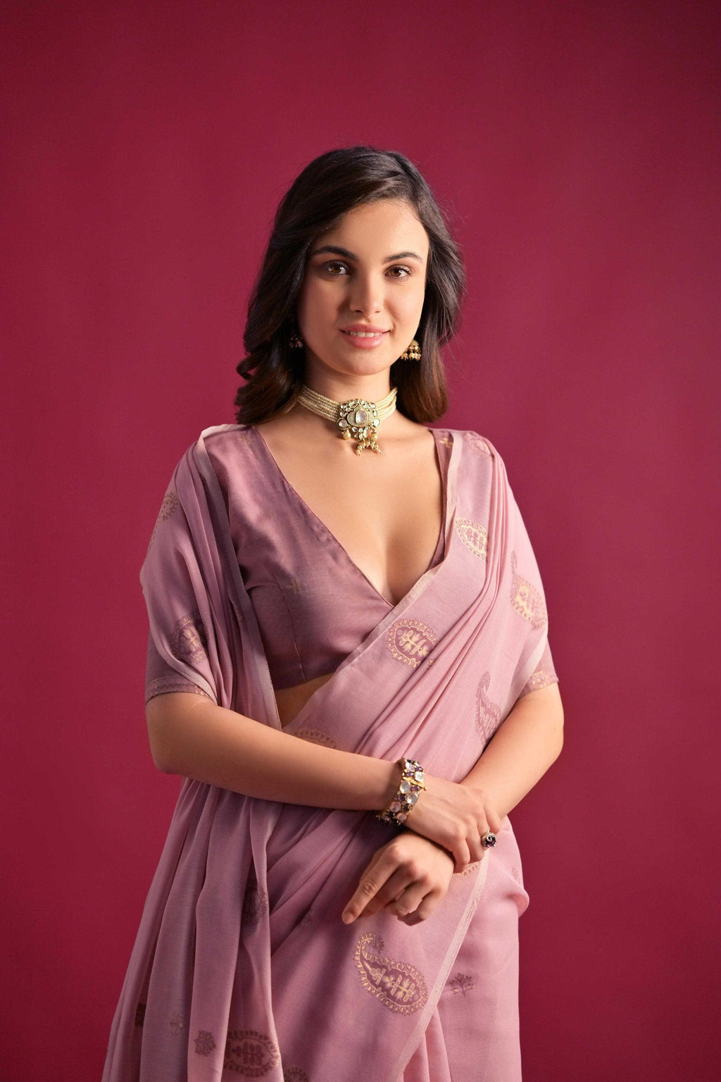 Soft Mul Cotton Saree With Classic Contrast Resham Weaving Pallu