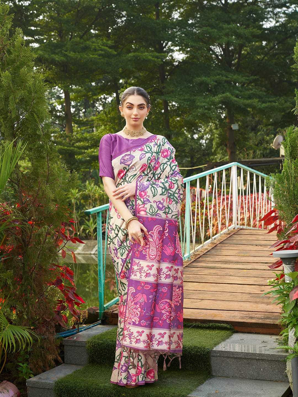Soft Tussar Silk Saree With Kalamkari Prints